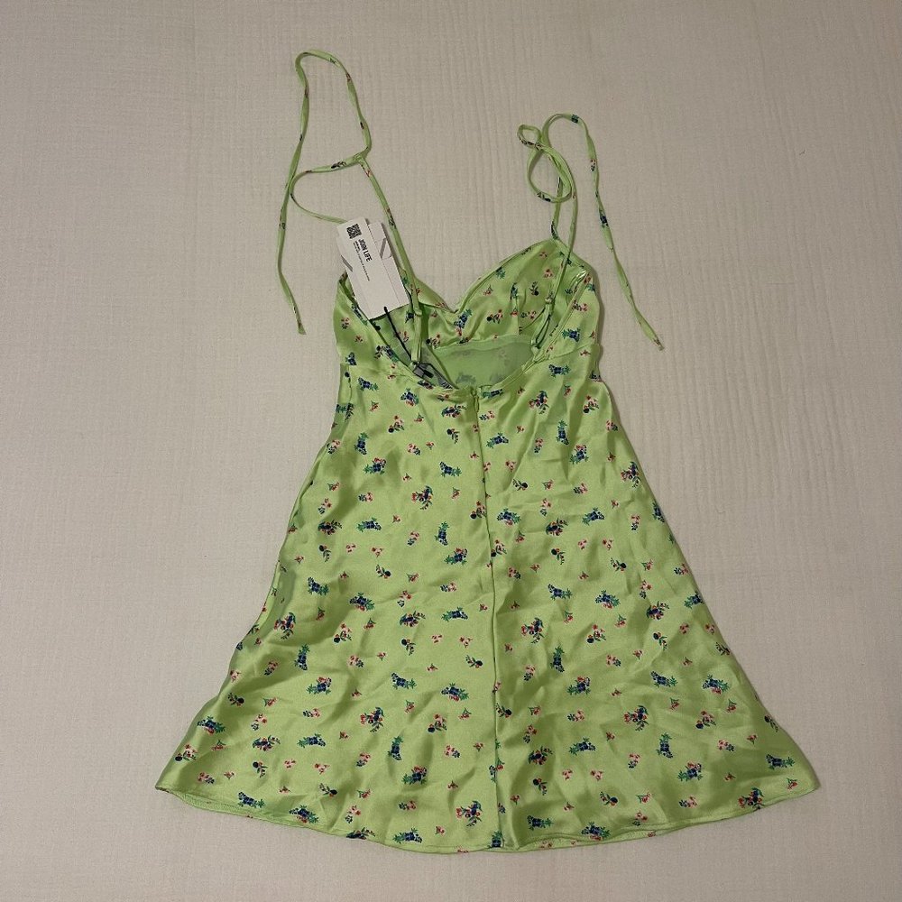 Zara Green Mini Satin Effect Floral Print Dress NWT - Picture 3 of 3